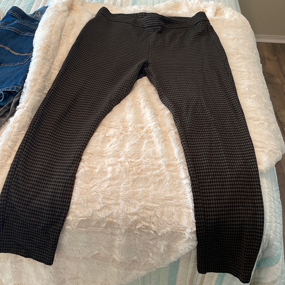 Tahari dressy legging